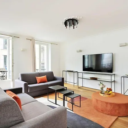 Апартаменты Renovated And Modern 4bd For 12 Guests *