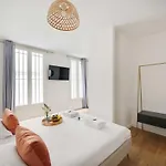 Renovated And Modern 4bd For 12 Guests Apartment