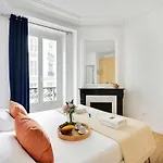 Apartment Renovated And Modern 4bd For 12 Guests *